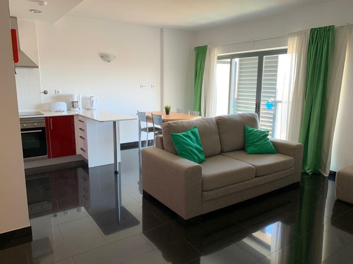 Rocha Tower By Beach Rentals Екстер'єр фото