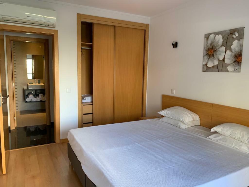 Rocha Tower By Beach Rentals Екстер'єр фото
