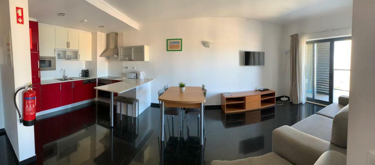 Rocha Tower By Beach Rentals Екстер'єр фото